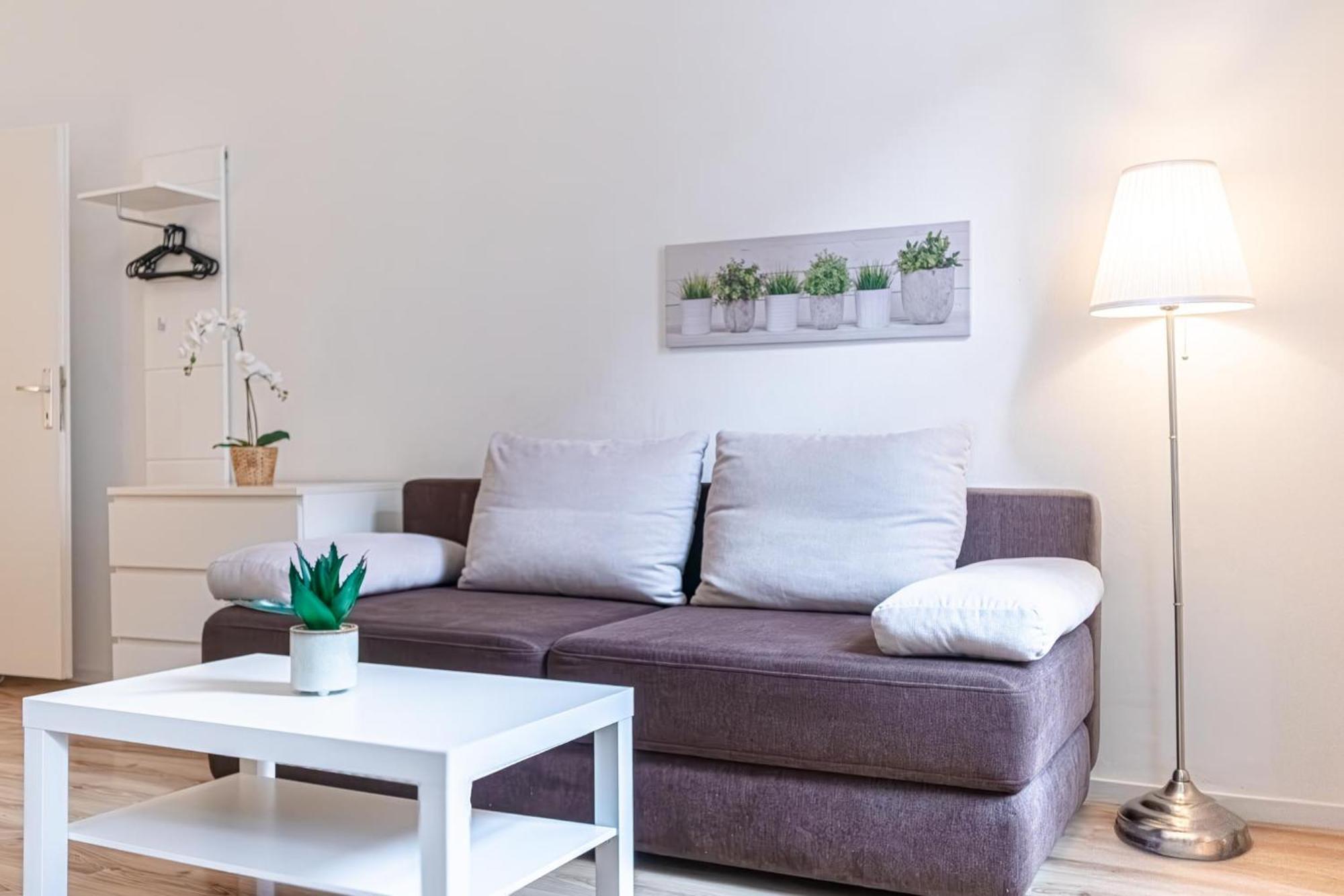 Budget-Friendly 2Br Apt With Great Location Apartamento Viena Exterior foto